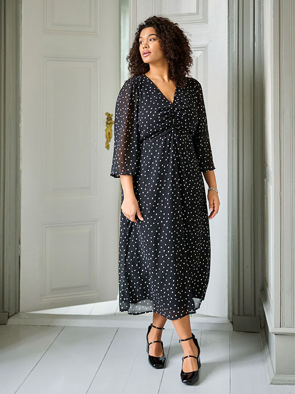 KCSALLIE - Plus Size Klänning fra Kaffe Curve