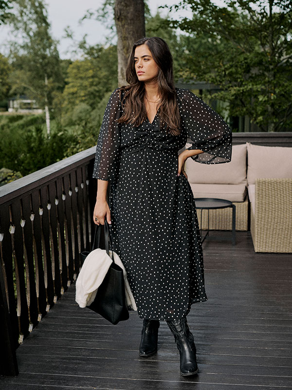 KCSALLIE - Plus Size Klänning fra Kaffe Curve