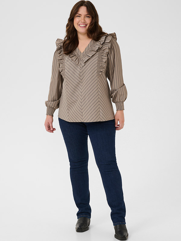 KCJERRIA - Plus Size Blus fra Kaffe Curve
