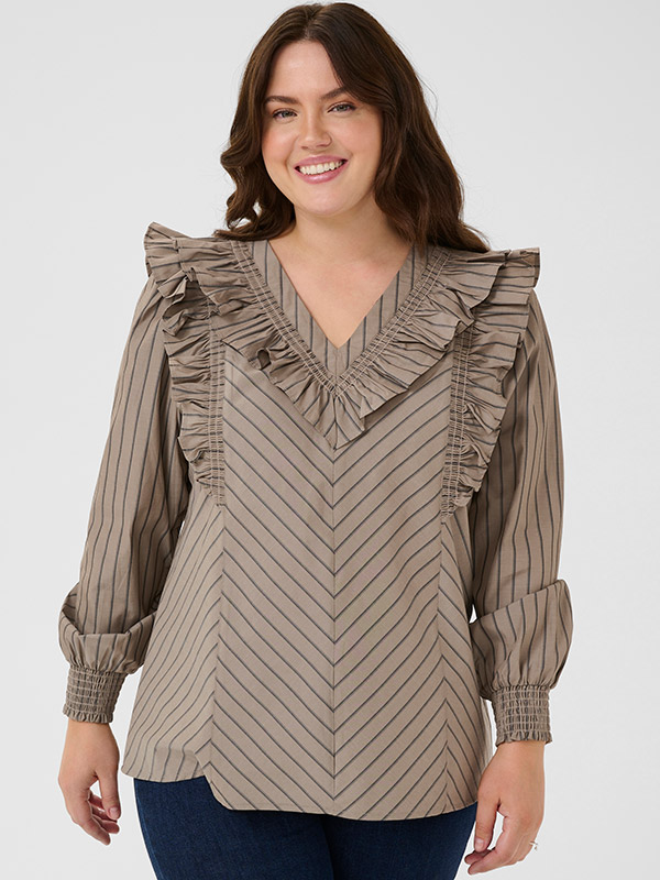 KCJERRIA - Plus Size Blus fra Kaffe Curve