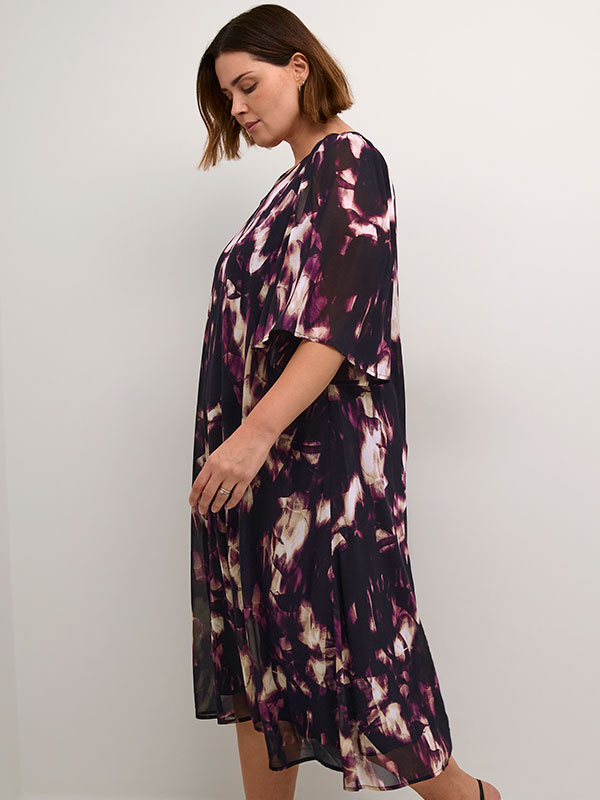 KCNOUR - Plus Size Klänning fra Kaffe Curve