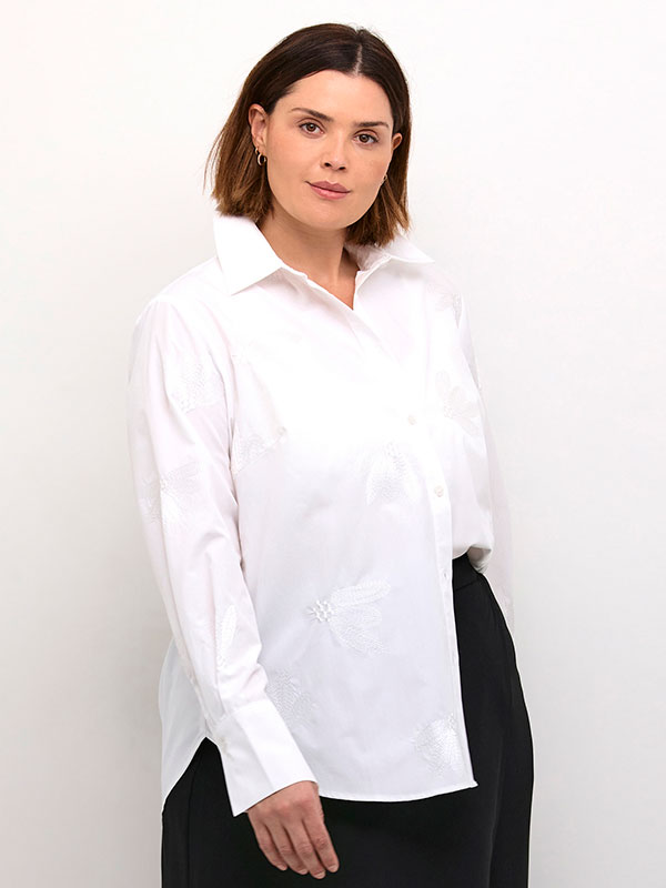 KCELNA - Plus Size Skjorta fra Kaffe Curve