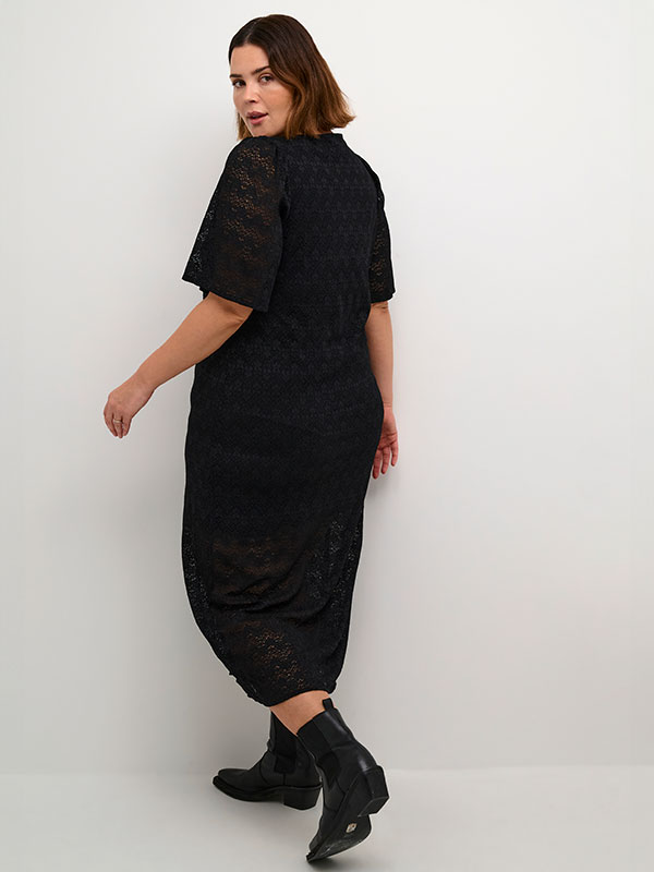 KCSAMALIA - Plus Size Klänning fra Kaffe Curve