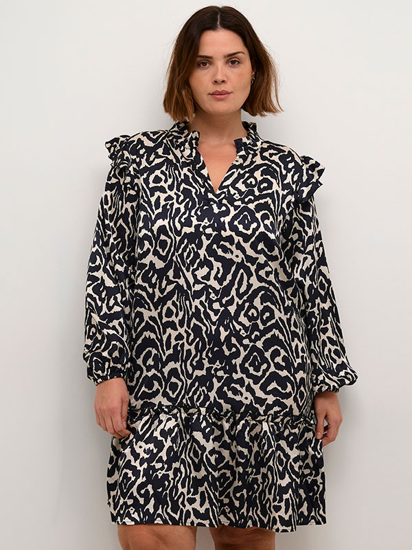 KCMATHILDA - Plus Size Klänning fra Kaffe Curve