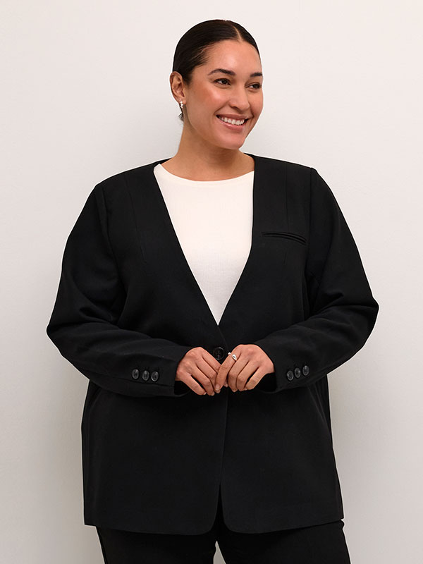 KCMIALA - Plus Size Kavaj fra Kaffe Curve