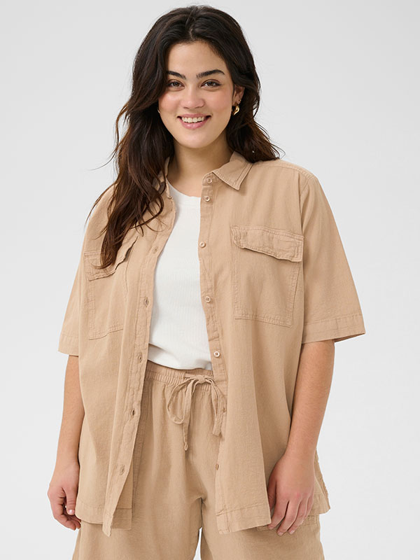 KCNANA - Plus Size Skjorta fra Kaffe Curve