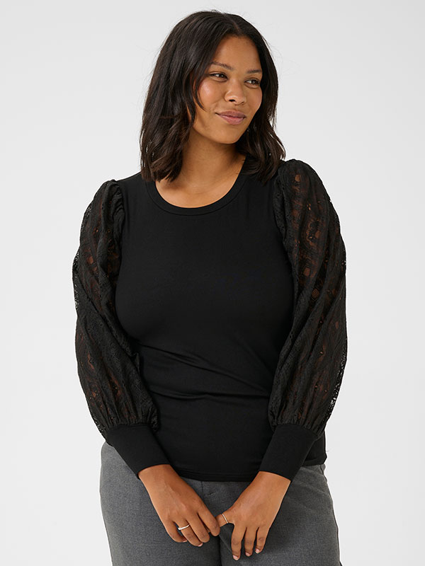 KCNIOMA - Plus Size Blus fra Kaffe Curve