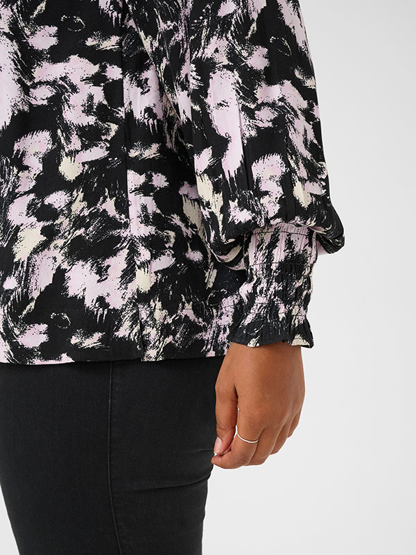 KCLURANA - Plus Size Blus fra Kaffe Curve