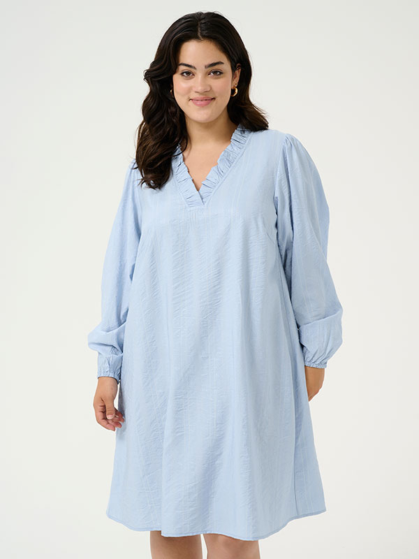 KCANNI - Plus Size Klänning fra Kaffe Curve