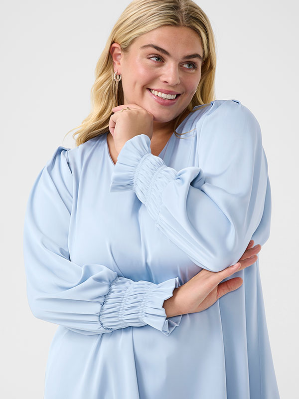 KCHILLA - Plus Size Blus fra Kaffe Curve