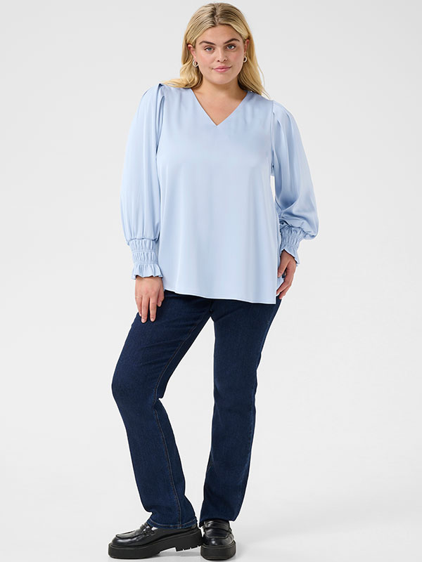 KCHILLA - Plus Size Blus fra Kaffe Curve