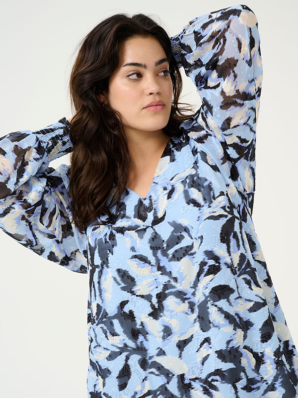 KCELONA - Plus Size Klänning fra Kaffe Curve