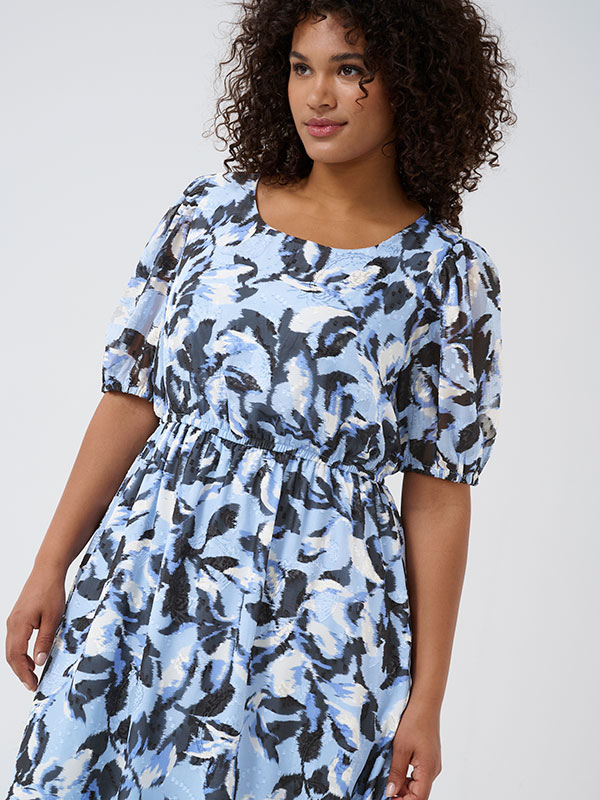 KCELONA - Plus Size Klänning fra Kaffe Curve