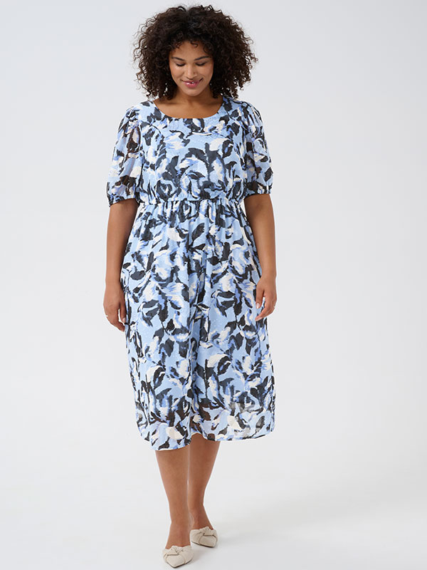 KCELONA - Plus Size Klänning fra Kaffe Curve