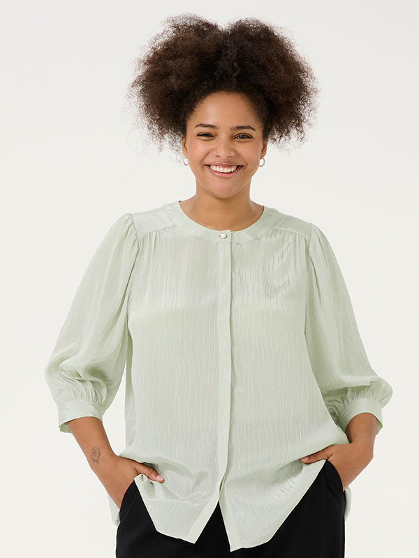 KCNALINA - Plus Size Blus fra Kaffe Curve