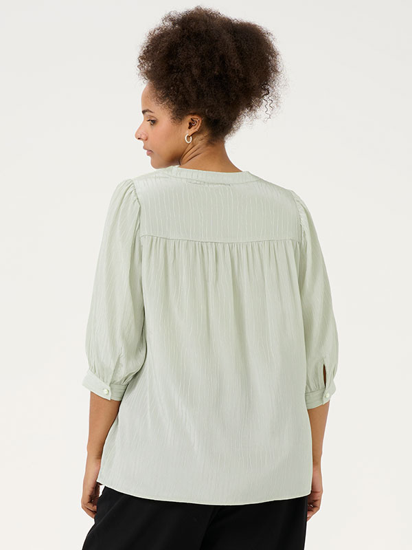 KCNALINA - Plus Size Blus fra Kaffe Curve