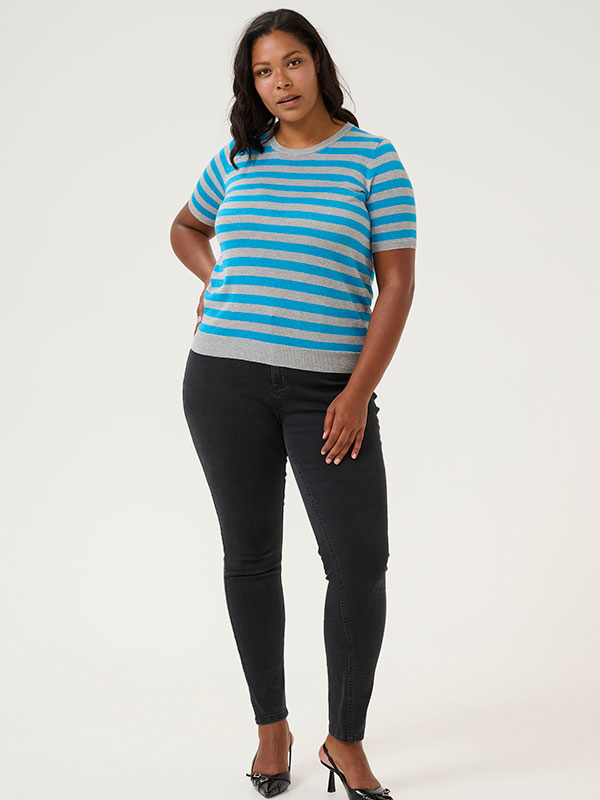 KCANKIA - Plus Size Blus fra Kaffe Curve