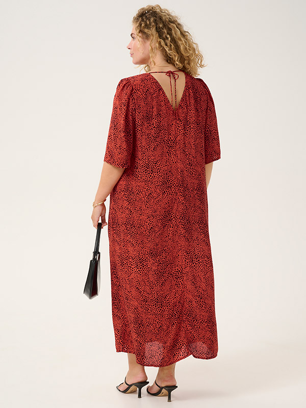 KCALIANA - Plus Size Klänning fra Kaffe Curve