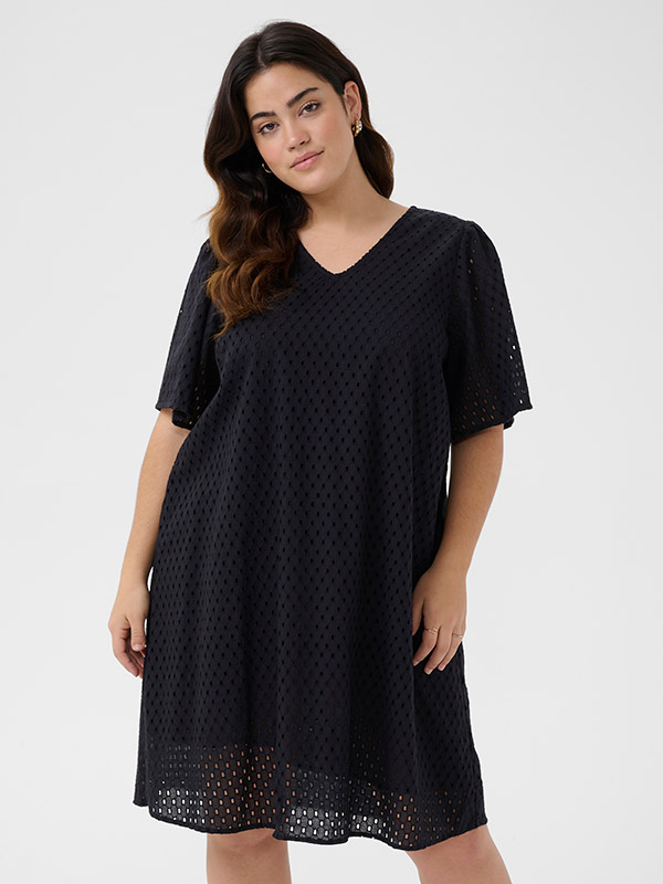KCRUBIA - Plus Size Klänning fra Kaffe Curve
