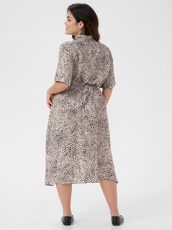 KCDEBRI - Plus Size Klänning fra Kaffe Curve