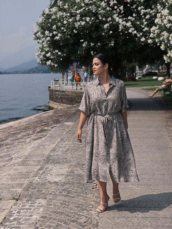 KCDEBRI - Plus Size Klänning fra Kaffe Curve