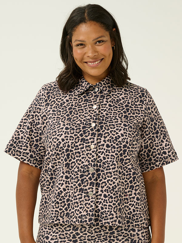 KCLINIMA - Plus Size Skjorta fra Kaffe Curve