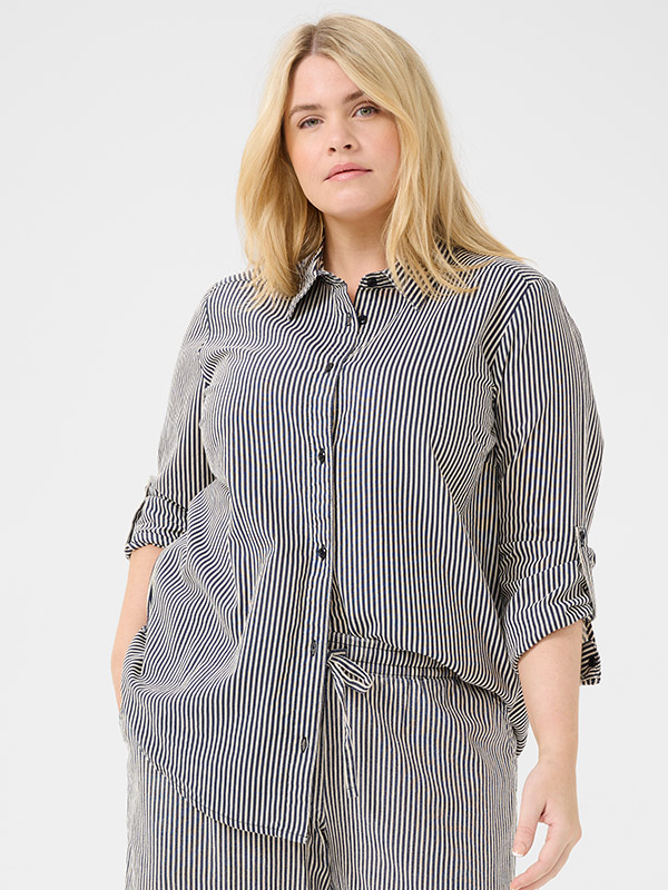 KCNANA - Plus Size Skjorta fra Kaffe Curve