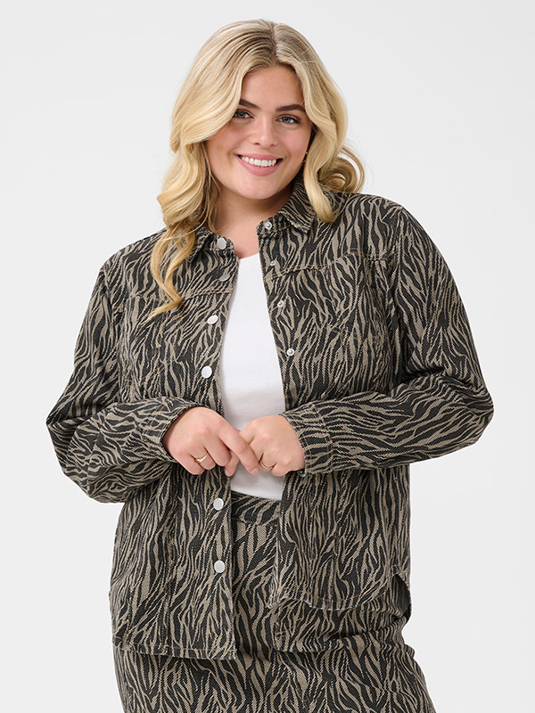 KCLEONOMA - Plus Size Jacka fra Kaffe Curve