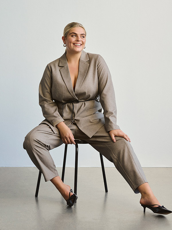 KCTILDA - Plus Size Kavaj fra Kaffe Curve