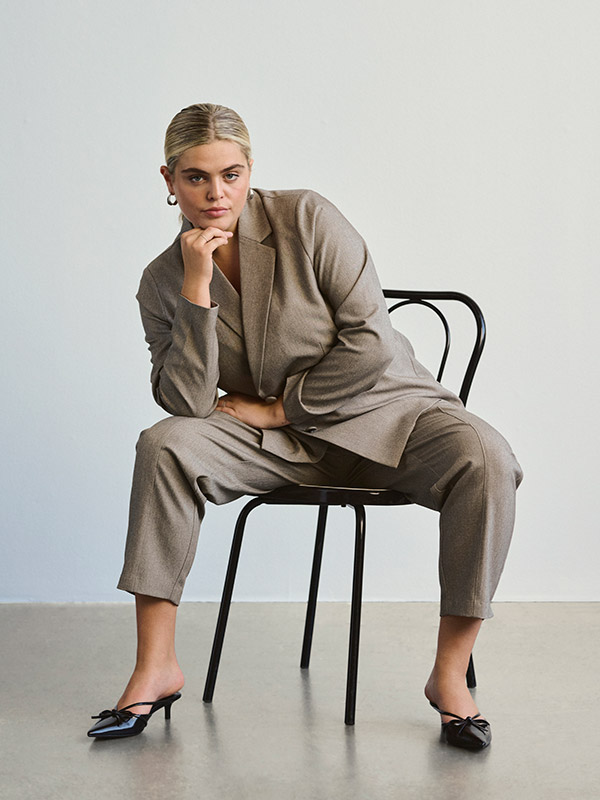 KCTILDA - Plus Size Byxor fra Kaffe Curve