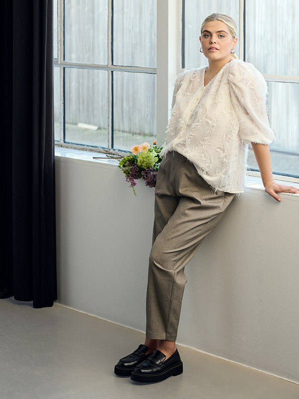 KCTILDA - Plus Size Byxor fra Kaffe Curve