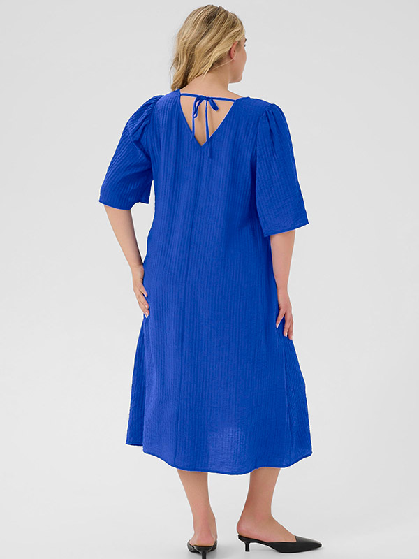 KCLISANA - Plus Size Klänning fra Kaffe Curve