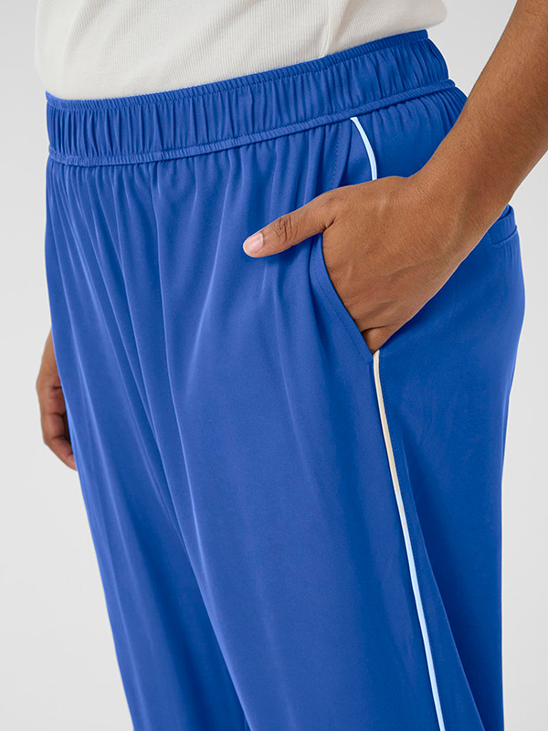 KCTENNA - Plus Size Byxor fra Kaffe Curve