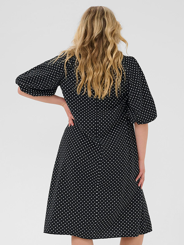 KCGINA - Plus Size Klänning fra Kaffe Curve