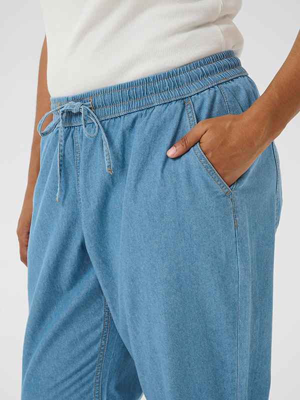 KCLOUISA - Plus Size Byxor fra Kaffe Curve