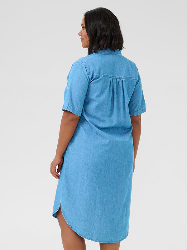 KCLOUISA - Plus Size Klänning fra Kaffe Curve