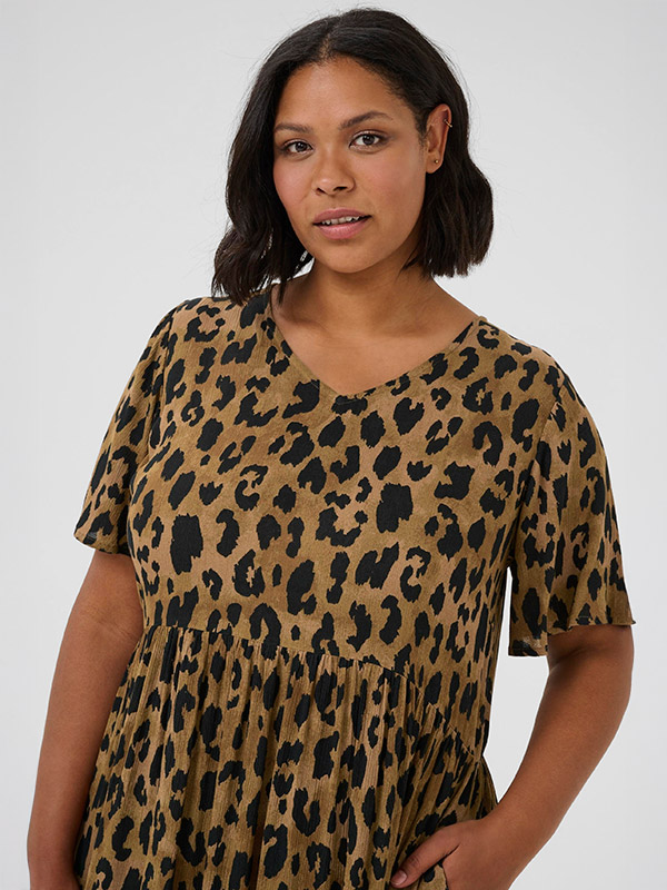KCMOLLY - Plus Size Klänning fra Kaffe Curve