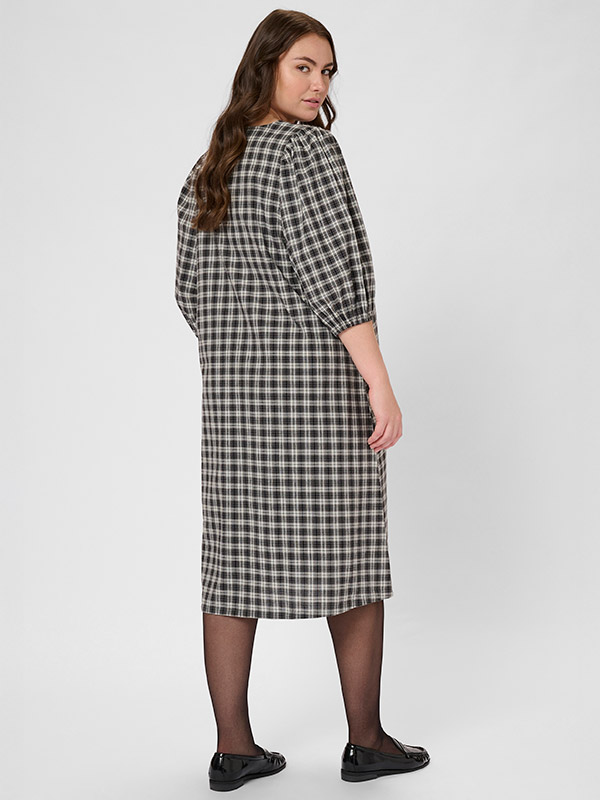 KCELINA - Plus Size Klänning fra Kaffe Curve