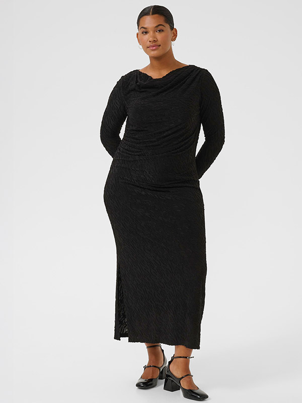 KCZARINA - Plus Size Klänning fra Kaffe Curve