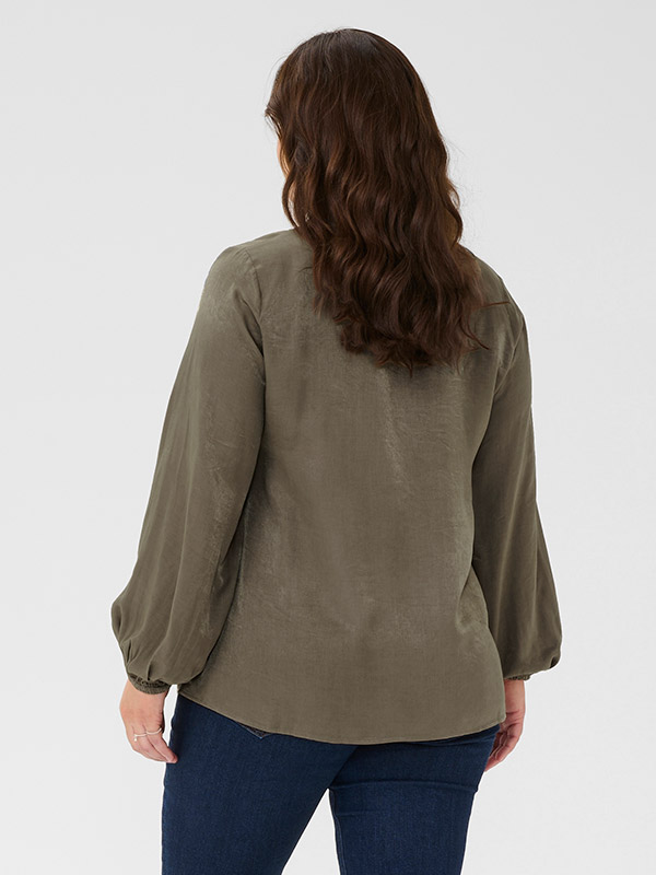 KCMILIA - Plus Size Blus fra Kaffe Curve