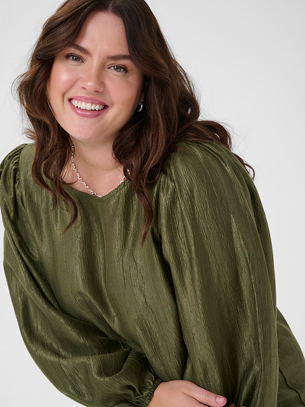 KCRIZZA - Plus Size Blus fra Kaffe Curve