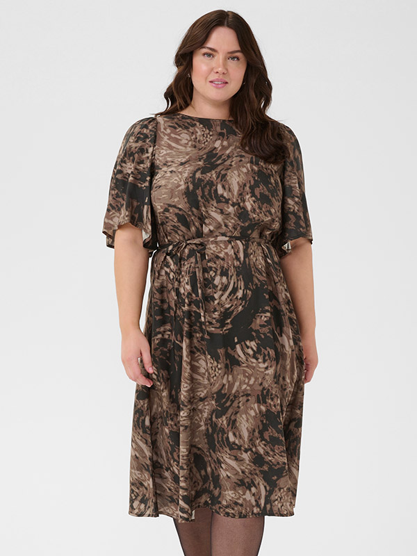 KCJAMIA - Plus Size Klänning fra Kaffe Curve