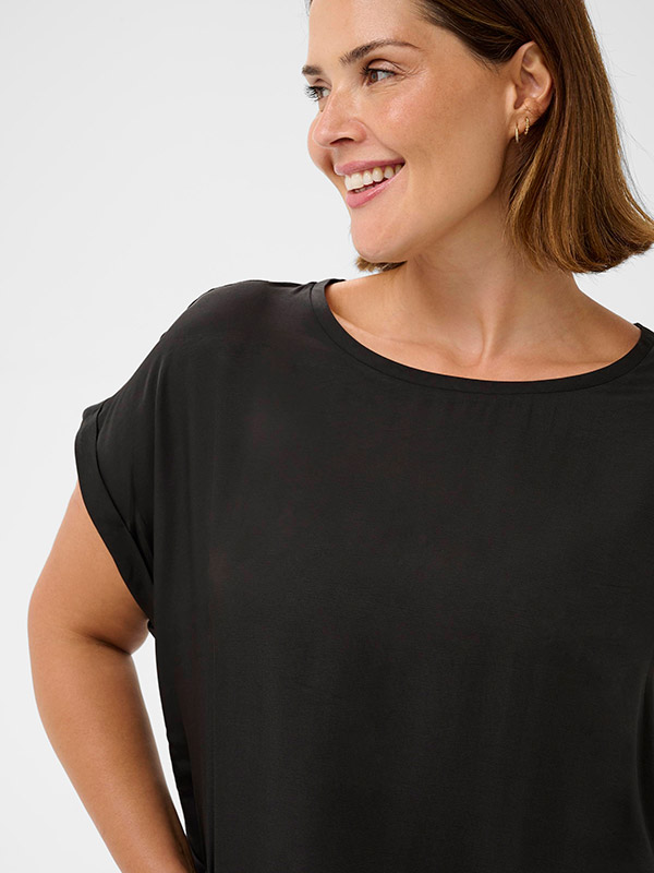 KCMILIA - Plus Size Blus fra Kaffe Curve
