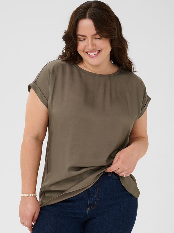 KCMILIA - Plus Size Blus fra Kaffe Curve