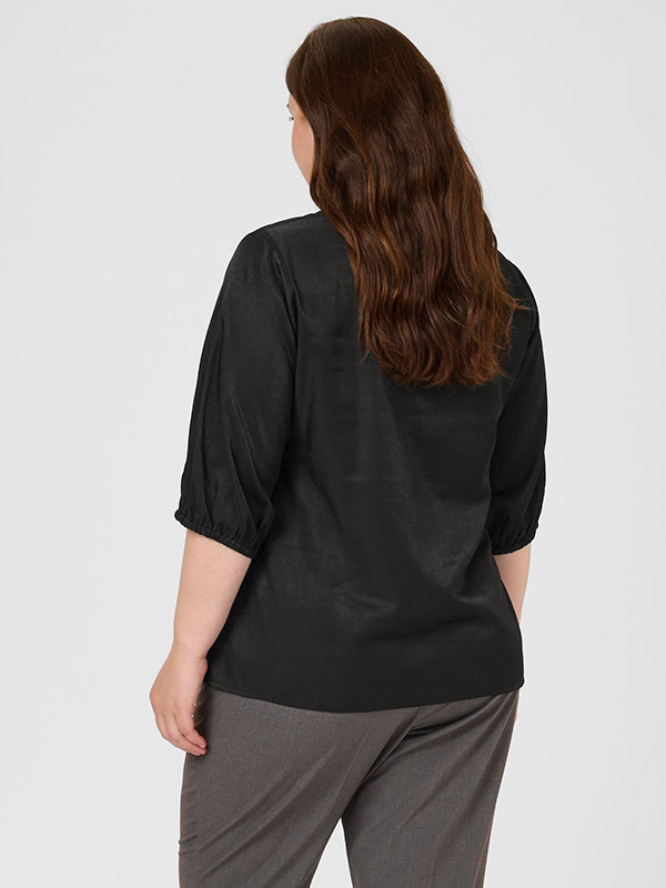 KCADA - Plus Size Blus fra Kaffe Curve