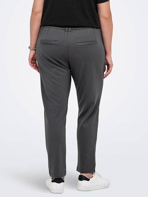 CARGOLDTRASH - Plus Size Byxor fra Only Carmakoma