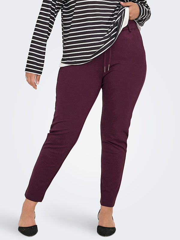 CARGOLDTRASH - Plus Size Byxor fra Only Carmakoma