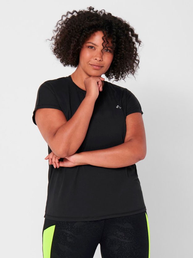 ONPAUBREE  - Plus Size Träningsblus fra Only Play Curvy