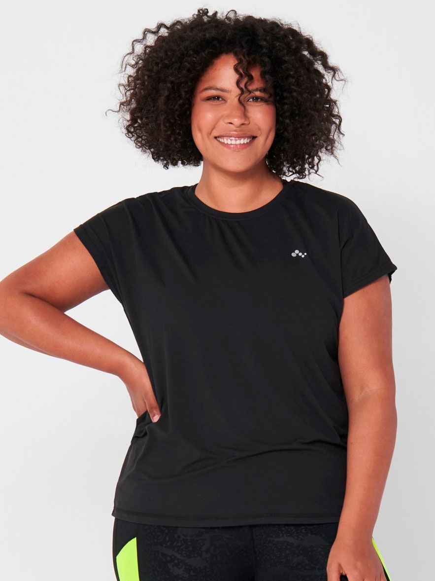 ONPAUBREE  - Plus Size Träningsblus fra Only Play Curvy