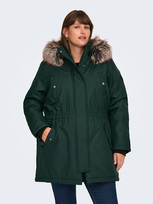 CARIRENA - Plus Size Jacka fra Only Carmakoma